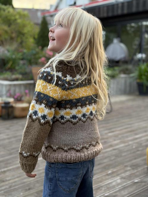 Hovedbilde Helgholm-genser (strikkepakke)