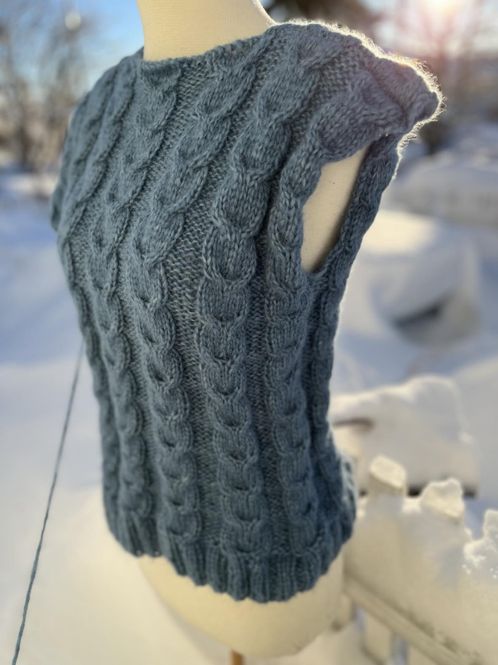 Hovedbilde Reid-genser i Viking Alpaca Bris (strikkepakke)
