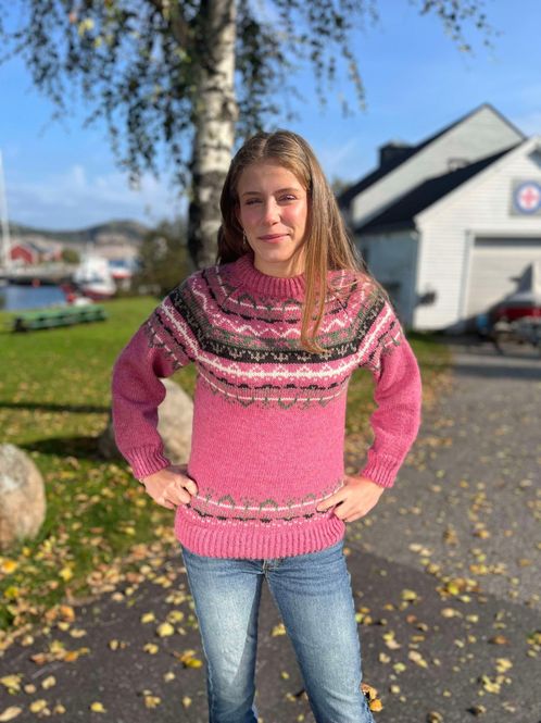 Hovedbilde Randholm-genser, rosa (strikkepakke)