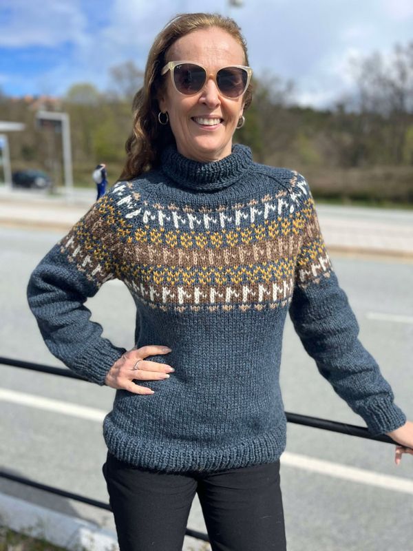 Logr-genser - Ferdigstrikka