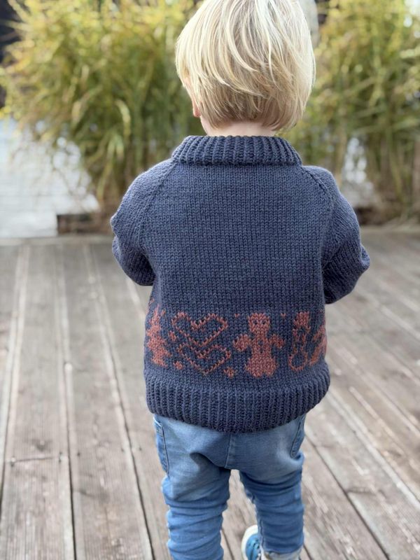 Pebberkage-genser (strikkepakke)