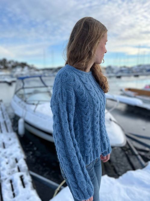 Hovedbilde Reid-genser i Viking Alpaca Bris -  Ferdigstrikka