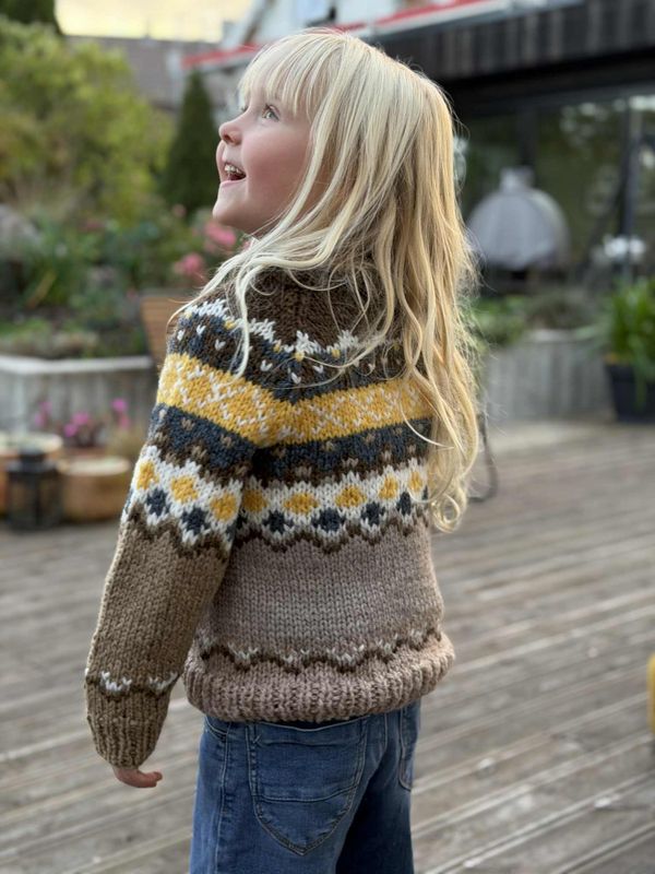 Helgholm-genser (oppskrift)