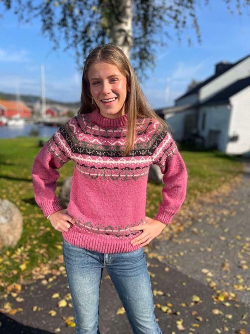 Hovedbilde Randholm-genser, rosa (strikkepakke)