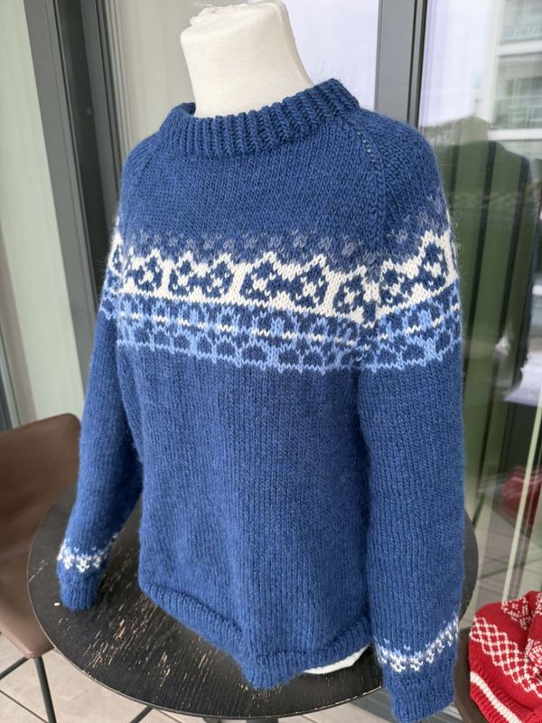 Lahelle-genser (strikkepakke)
