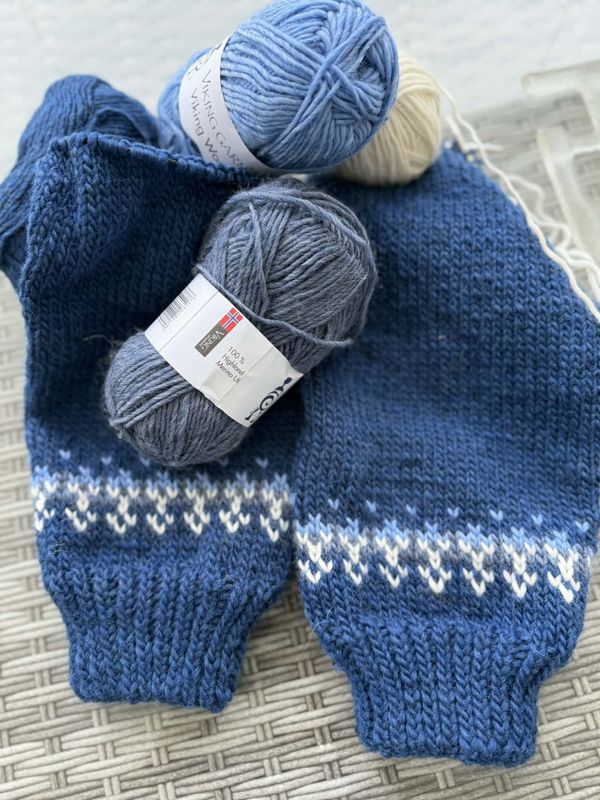 Lahelle-genser (strikkepakke)