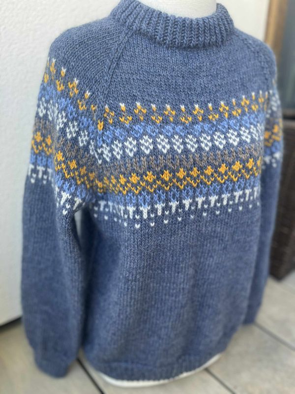 Knarvikholm sweater