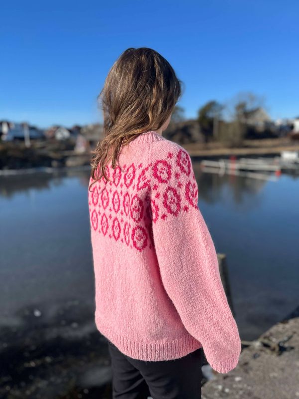 Holta sweater
