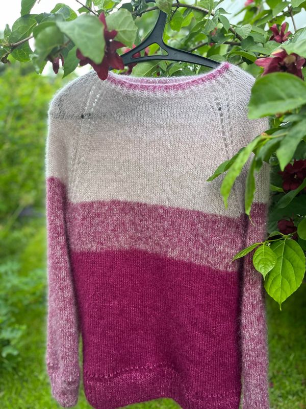 Sjursø-genser, rosa (strikkekappe)
